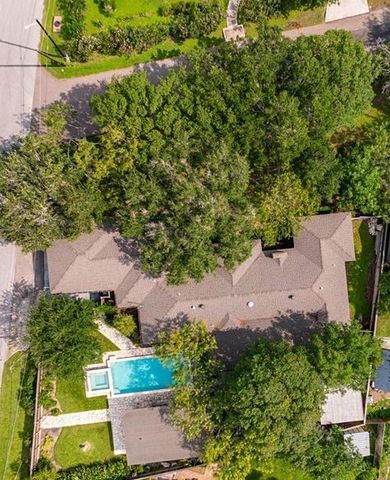 155 Santa Barbara St, Corpus Christi, TX 78411