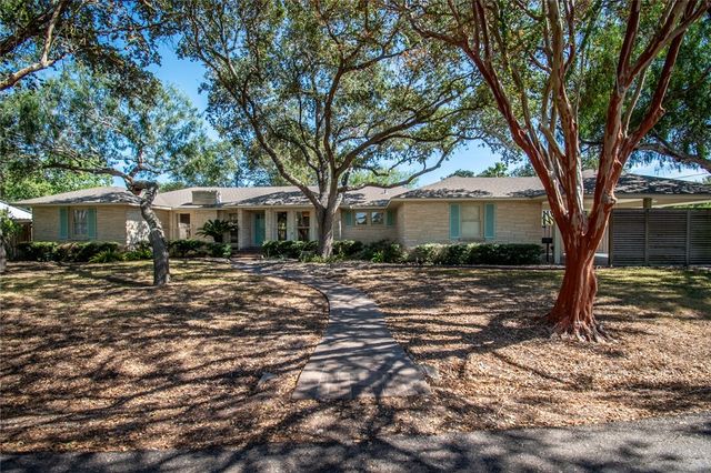155 Santa Barbara St, Corpus Christi, TX 78411