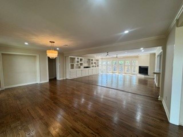 155 Santa Barbara St, Corpus Christi, TX 78411