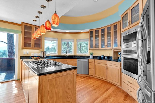 2255 Stonecrop Way, Golden, CO 80401