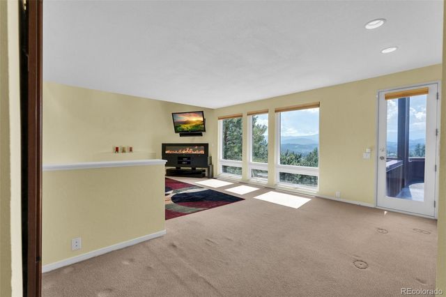 2255 Stonecrop Way, Golden, CO 80401