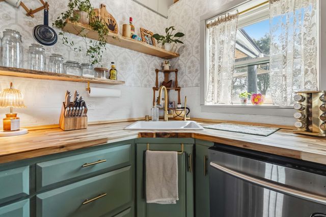 203 Winterhawk Lane, Danville, KY 40422