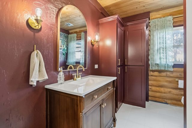 203 Winterhawk Lane, Danville, KY 40422