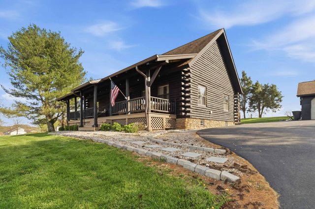 203 Winterhawk Lane, Danville, KY 40422