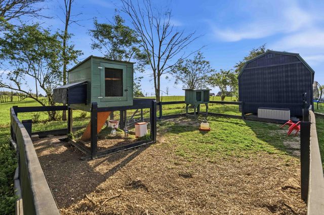 203 Winterhawk Lane, Danville, KY 40422