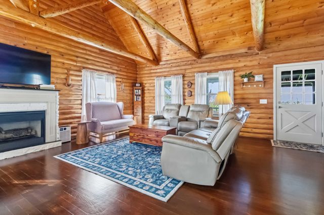 203 Winterhawk Lane, Danville, KY 40422