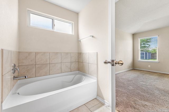 10055 Strasbourg, Schertz, TX 78154