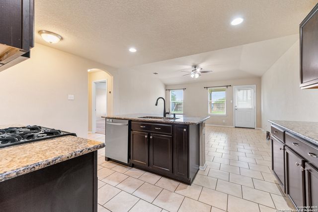 10055 Strasbourg, Schertz, TX 78154