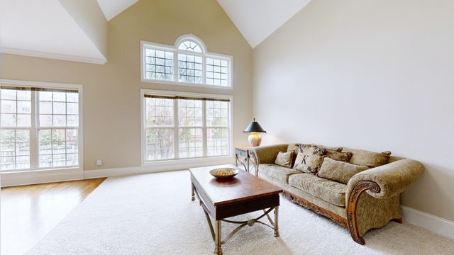 1912 Nightwalk Ct, Murfreesboro, TN 37130