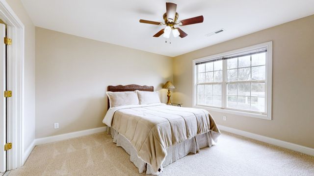 1912 Nightwalk Ct, Murfreesboro, TN 37130
