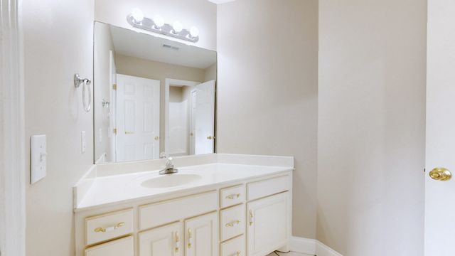 1912 Nightwalk Ct, Murfreesboro, TN 37130