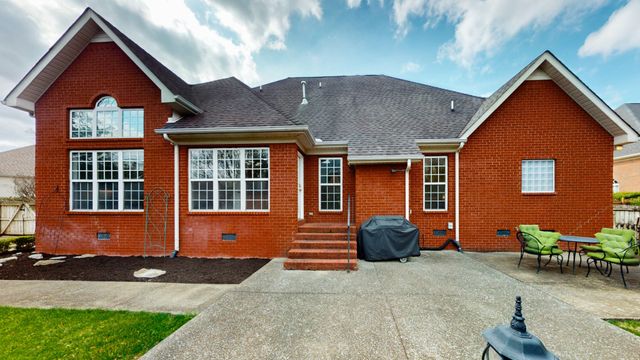1912 Nightwalk Ct, Murfreesboro, TN 37130