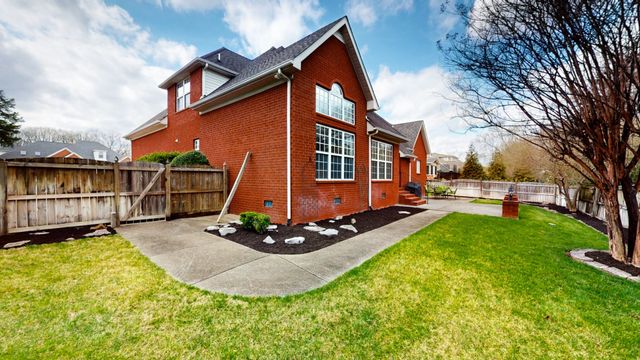 1912 Nightwalk Ct, Murfreesboro, TN 37130