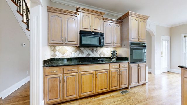 1912 Nightwalk Ct, Murfreesboro, TN 37130