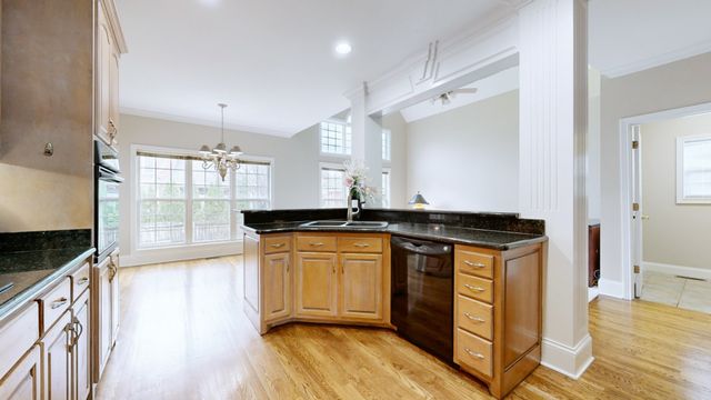 1912 Nightwalk Ct, Murfreesboro, TN 37130