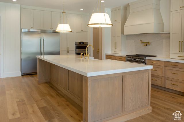 668 E CHLOE LN, Washington, UT 84780