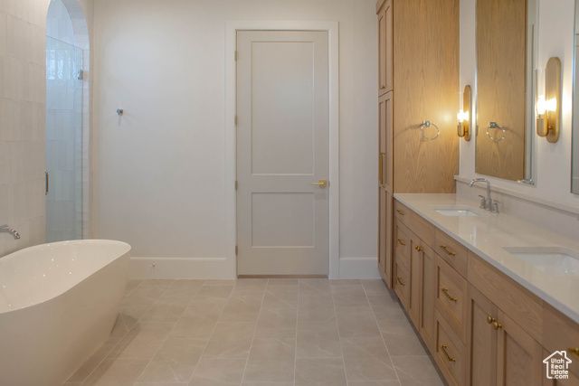 668 E CHLOE LN, Washington, UT 84780