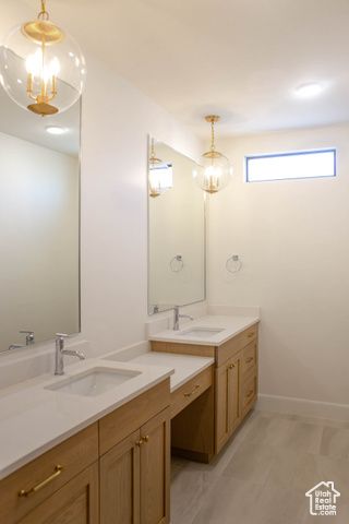 668 E CHLOE LN, Washington, UT 84780