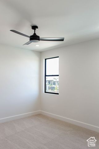 668 E CHLOE LN, Washington, UT 84780