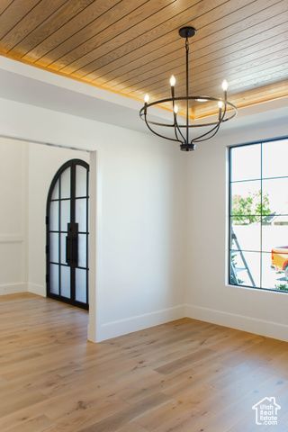 668 E CHLOE LN, Washington, UT 84780