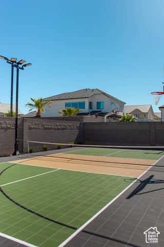 668 E CHLOE LN, Washington, UT 84780