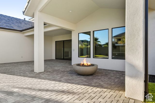 668 E CHLOE LN, Washington, UT 84780