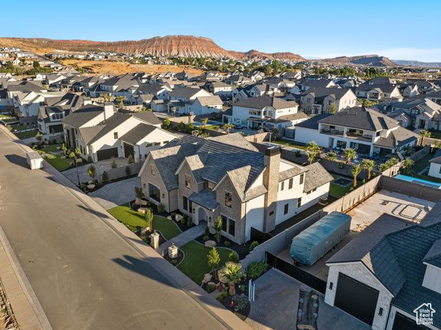 668 E CHLOE LN, Washington, UT 84780