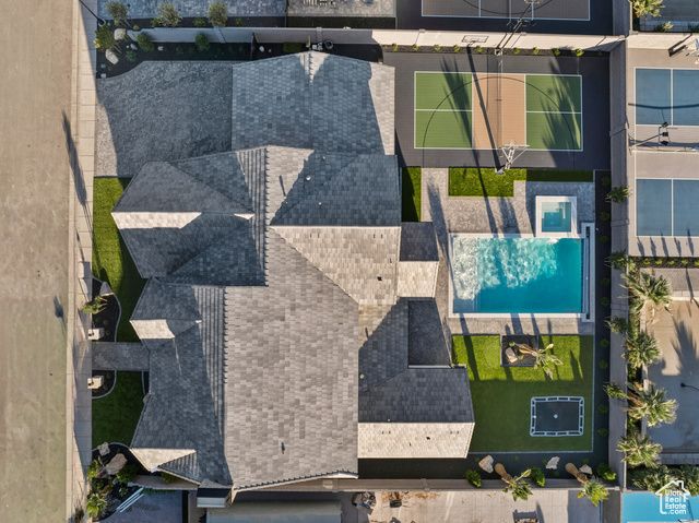 668 E CHLOE LN, Washington, UT 84780