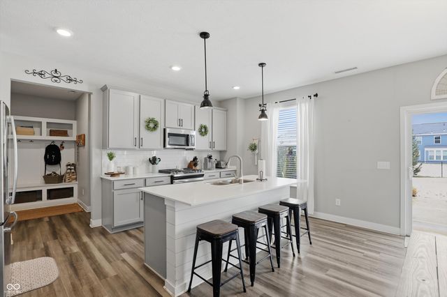 12132 Lantana Lane, Fishers, IN 46037