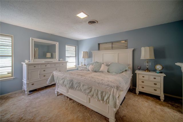 2748 Shady Oak, Ingleside, TX 78362