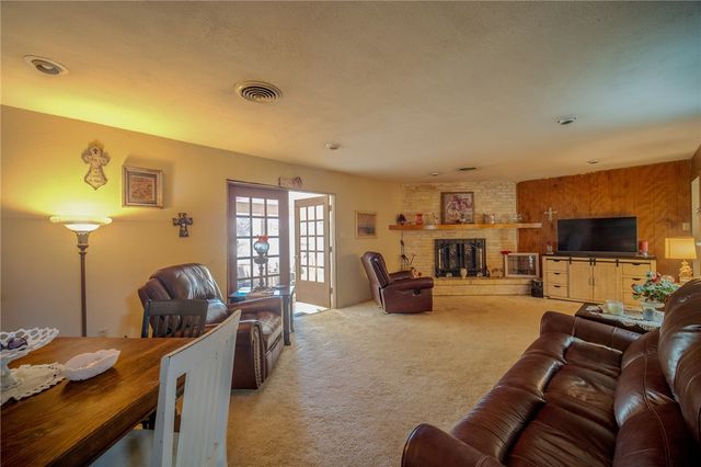 2748 Shady Oak, Ingleside, TX 78362