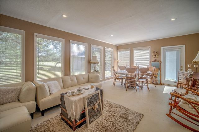 2748 Shady Oak, Ingleside, TX 78362