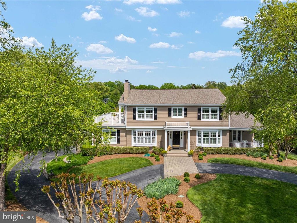 Image 10 of property listing at 3718 RAMSGATE DR, Annapolis, MD 21403