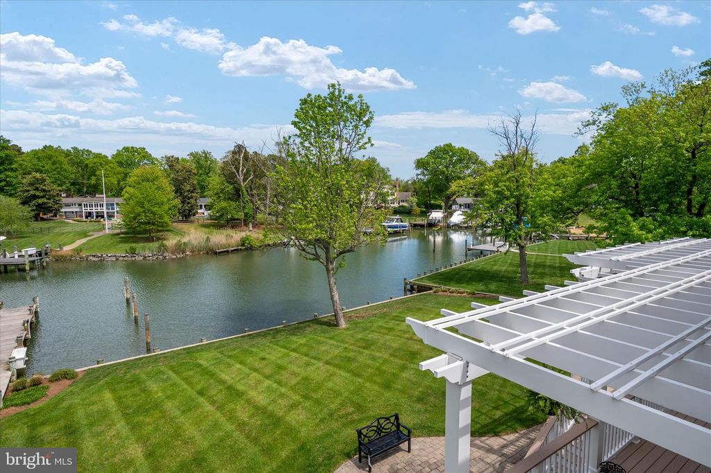 Image 53 of property listing at 3718 RAMSGATE DR, Annapolis, MD 21403