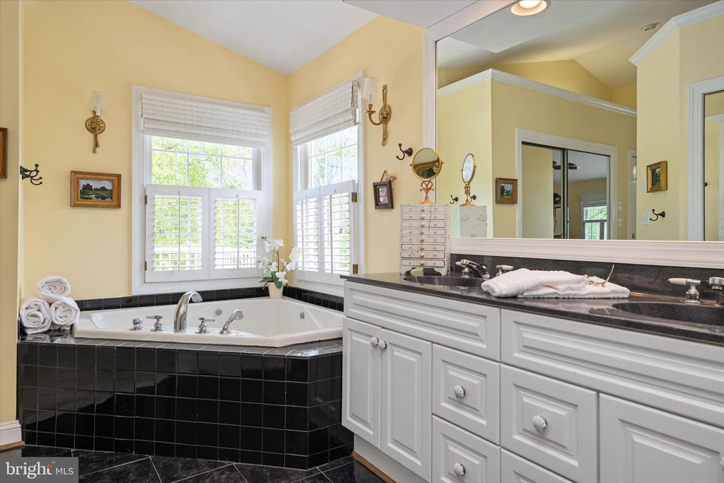 Image 58 of property listing at 3718 RAMSGATE DR, Annapolis, MD 21403
