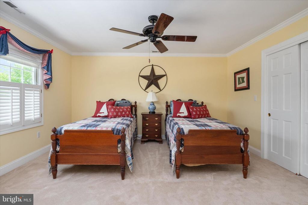 Image 62 of property listing at 3718 RAMSGATE DR, Annapolis, MD 21403