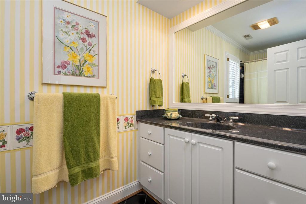 Image 64 of property listing at 3718 RAMSGATE DR, Annapolis, MD 21403