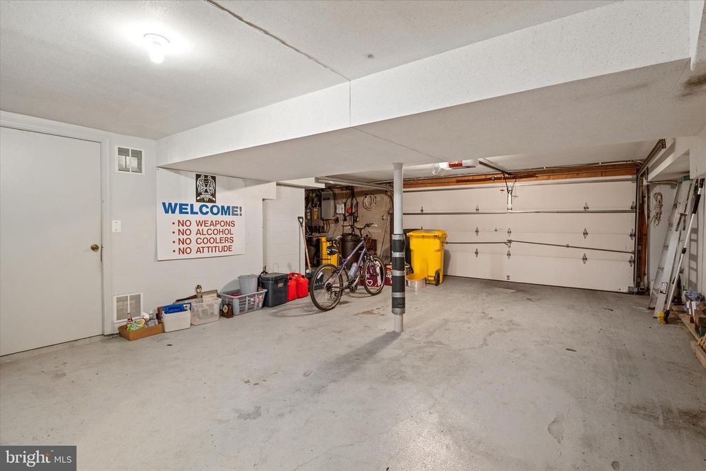 Image 68 of property listing at 3718 RAMSGATE DR, Annapolis, MD 21403