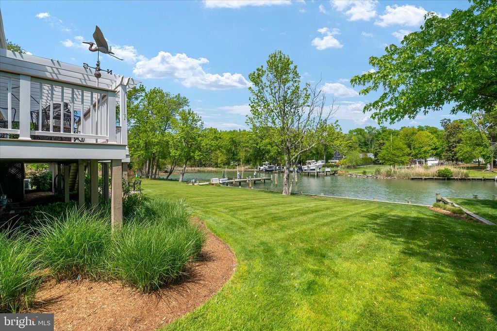 Image 85 of property listing at 3718 RAMSGATE DR, Annapolis, MD 21403