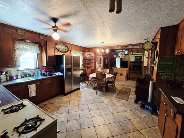 20656 S 4180 Road, Claremore, OK 74019