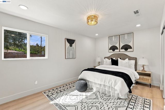 3200 Sheffield Pl, Concord, CA 94518