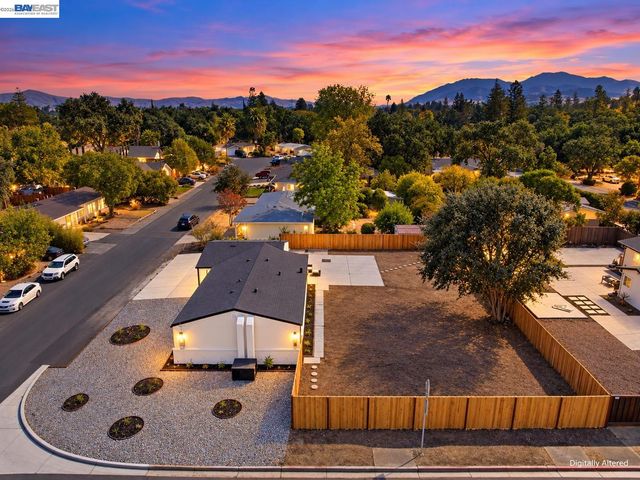 3200 Sheffield Pl, Concord, CA 94518