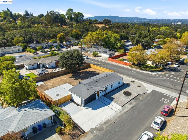 3200 Sheffield Pl, Concord, CA 94518