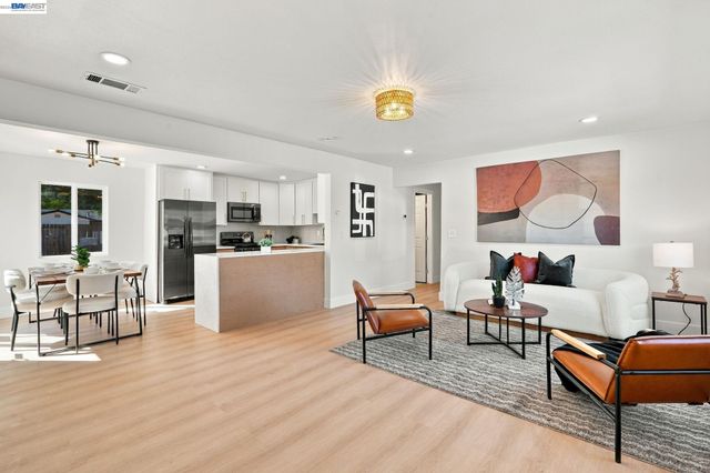 3200 Sheffield Pl, Concord, CA 94518