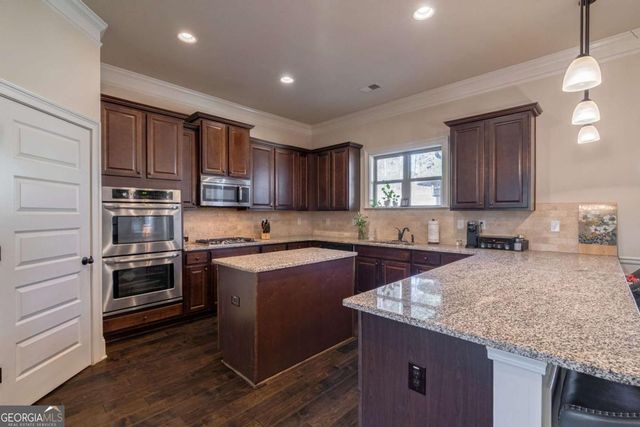 1140 Riverhill Drive, Bishop, GA 30621