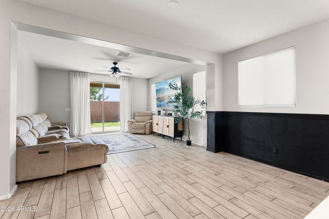 6814 N 88TH Lane, Glendale, AZ 85305