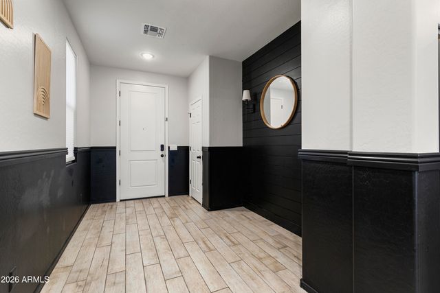 6814 N 88TH Lane, Glendale, AZ 85305