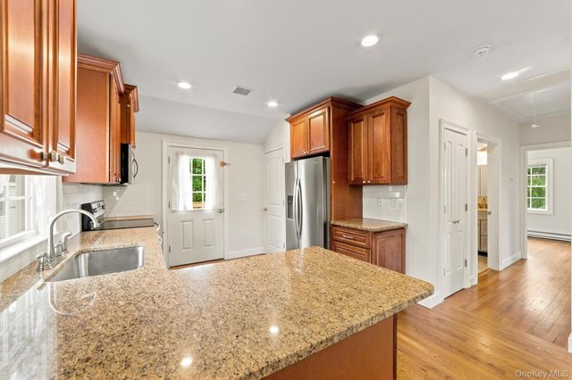 10 Tighe Road, Yorktown Heights, NY 10598