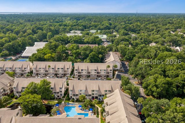 15 Deallyon Ave Apt 18, Hilton Head Island, SC 29928