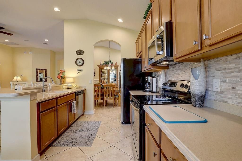 Image 14 of property listing at 2542 CORTENOVA COURT, Venice, FL 34292